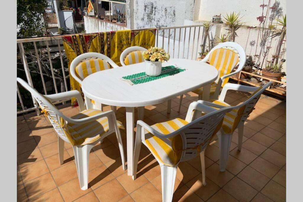 Apartament Calella Playa Zewnętrze zdjęcie