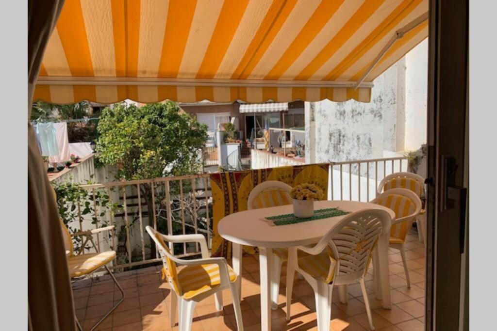 Apartament Calella Playa Zewnętrze zdjęcie